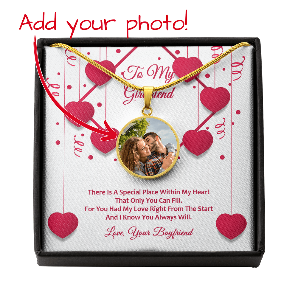 Photo Memory Circle Necklace - Girlfriend - Red Ribbons