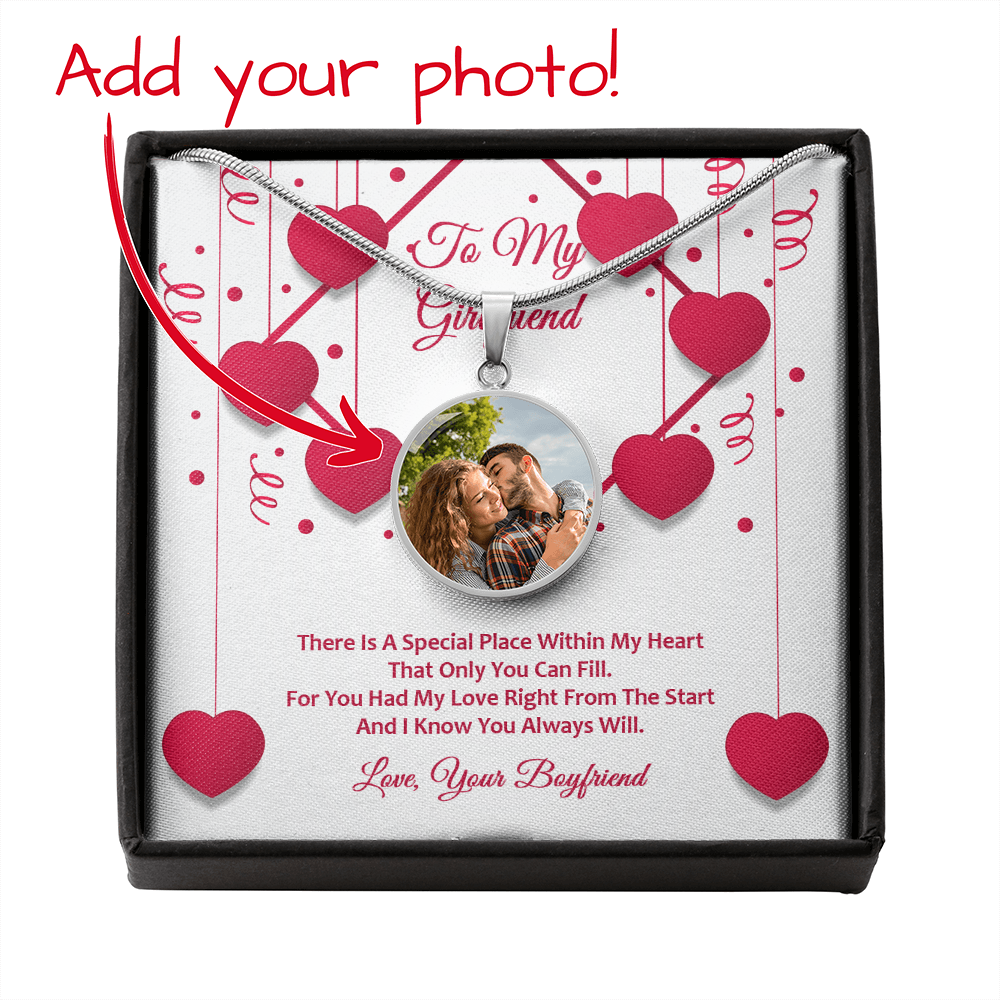 Photo Memory Circle Necklace - Girlfriend - Red Ribbons
