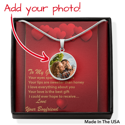 Photo Memory Circle Necklace - Red Hearts - Girlfriend